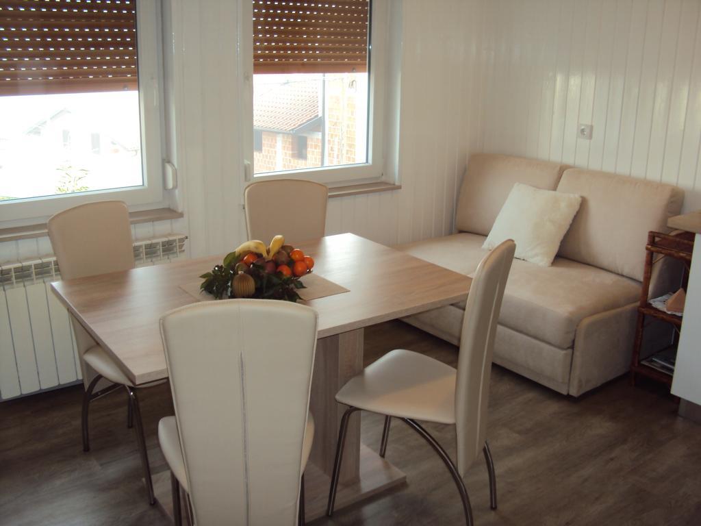 Apartment Maruška Tolmin Ruang foto